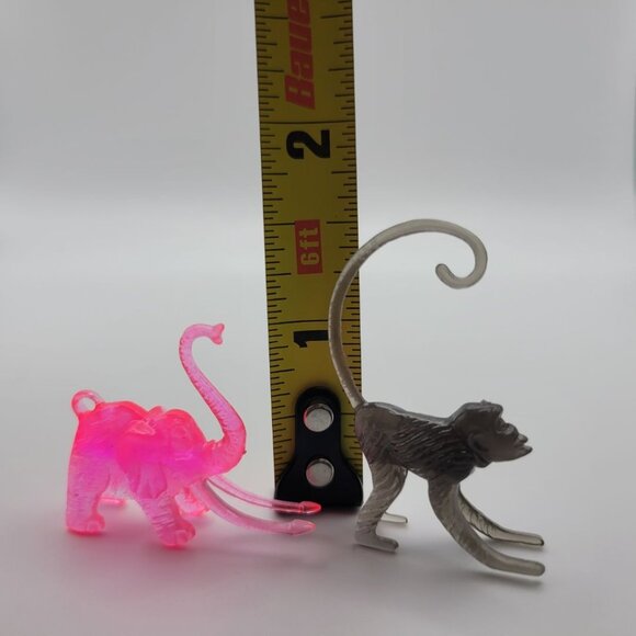 Vintage Cocktail Hanger Marker Zoo Animals 1960s Nron Pink Elephant Monkeys Mix - Picture 7 of 14